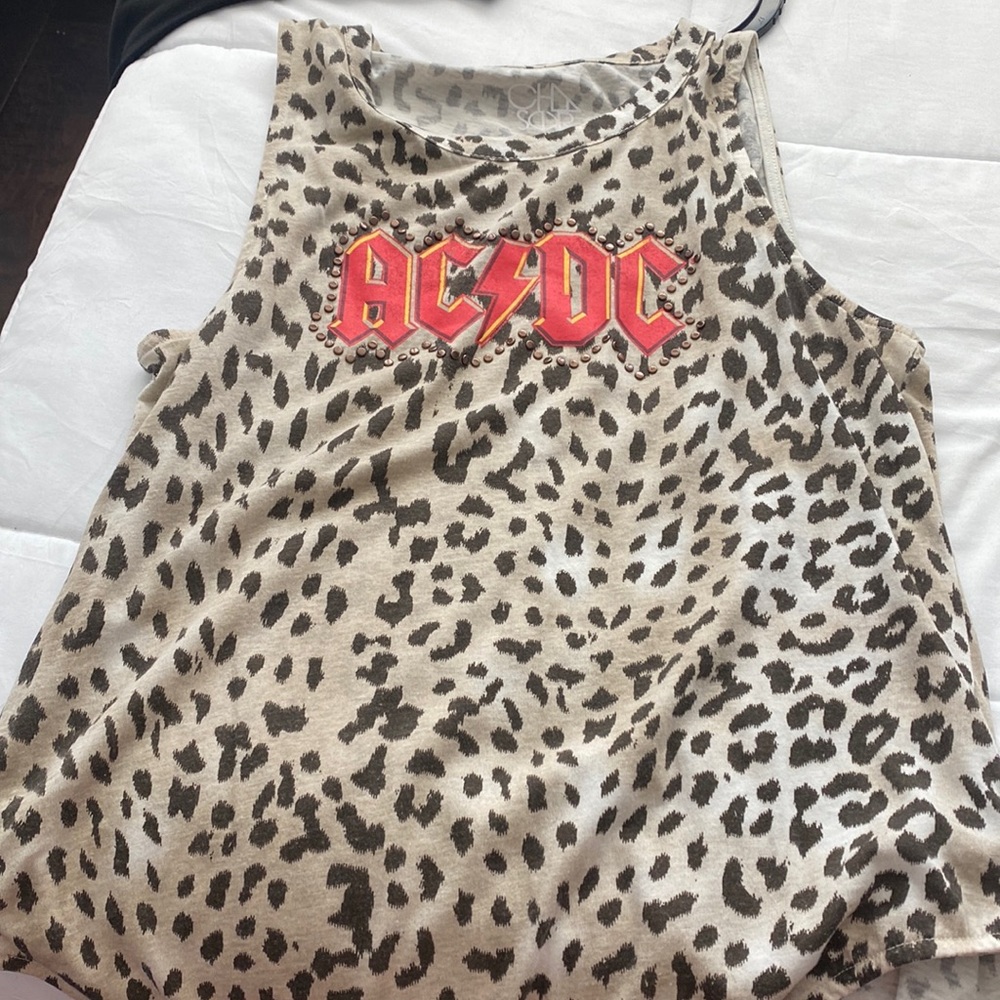 AC/DC PRINT TOP